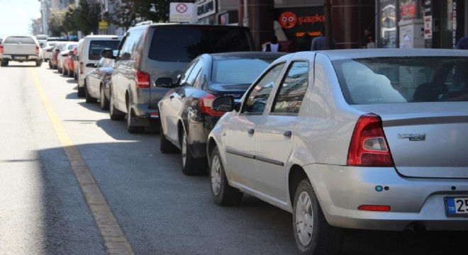 Erzurum trafiğine 1 ayda bin 92 yeni taşıt eklendi